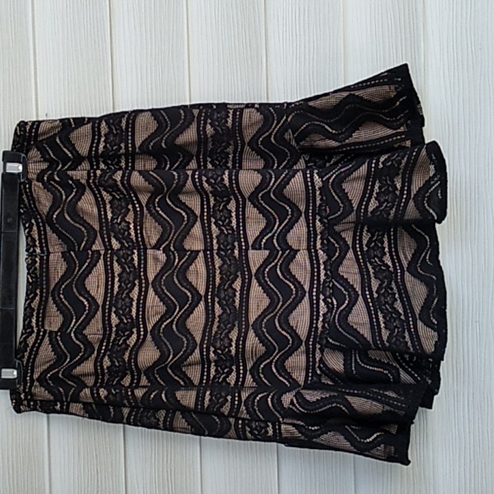 Vintage Black Lace Skirt with Lining inside